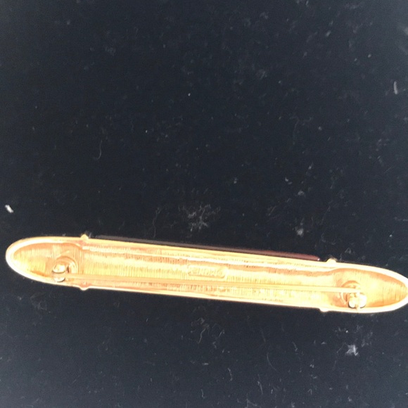 Vintage Monet Brooch - Picture 2 of 2